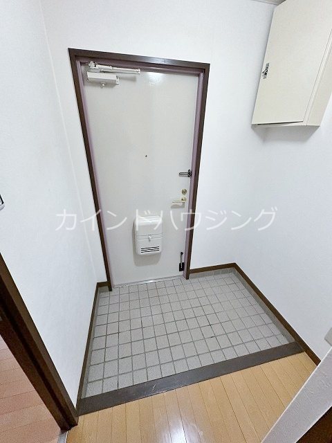 アーバンウェルネス 玄関