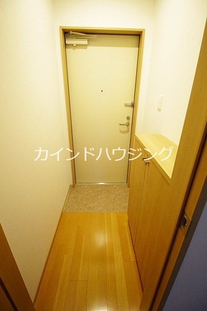 F maison SQUAREⅢ番館  玄関