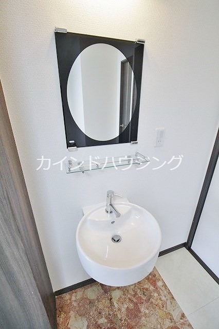 アバンサール中加賀屋 洗面所