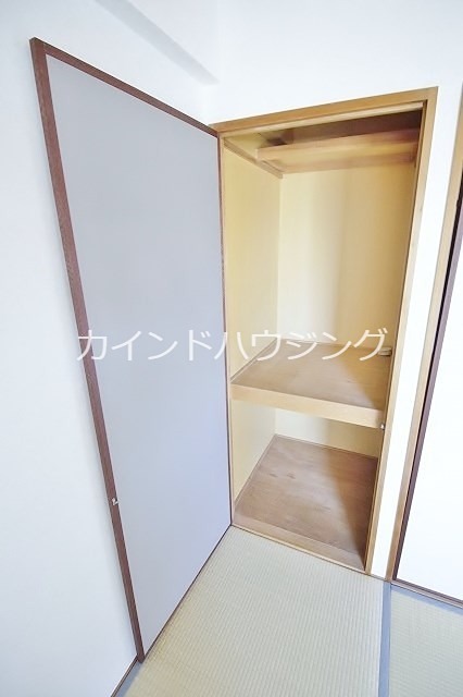 シャルマンハイツ住之江 収納