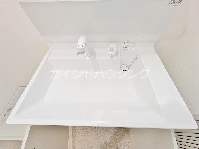 ヴィラスリースター住之江 洗面所