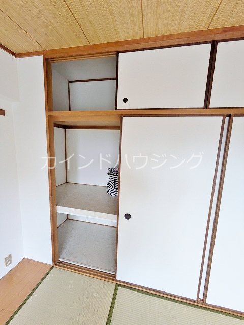 南港コープうしお21号棟 収納