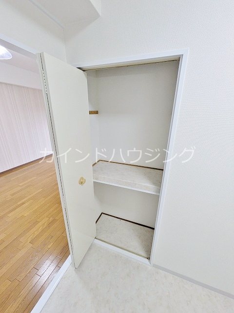 南港コープうしお21号棟 収納