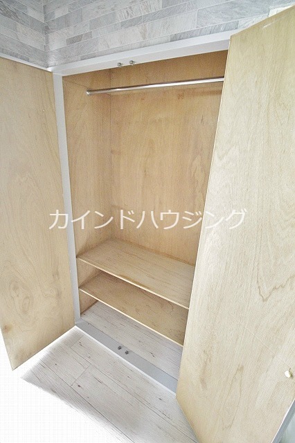 三研ＢＬＤロイヤル本館 収納
