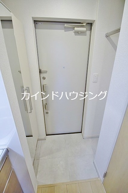 コータコート 玄関