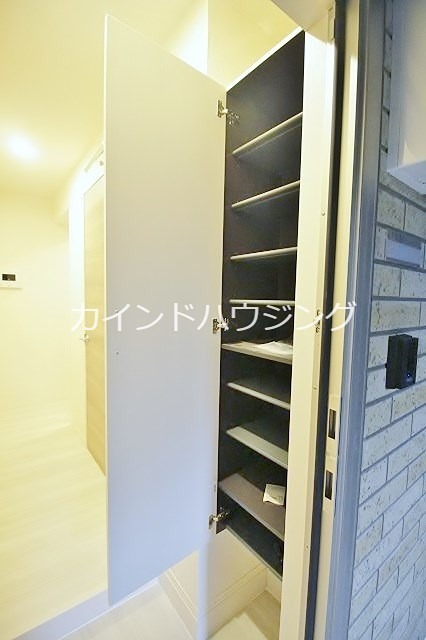 セジュールたまで 玄関