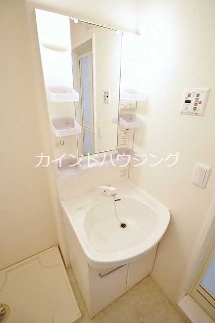 ＣＯＺＹ岸里Ⅱ 洗面所