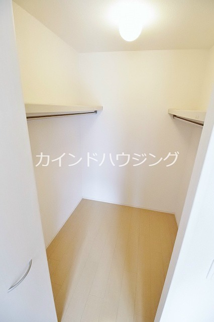 ＣＯＺＹ岸里Ⅱ 収納