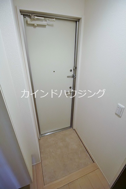 ＣＯＺＹ岸里Ⅱ 玄関