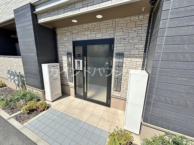 メゾンルミネ中町 エントランス