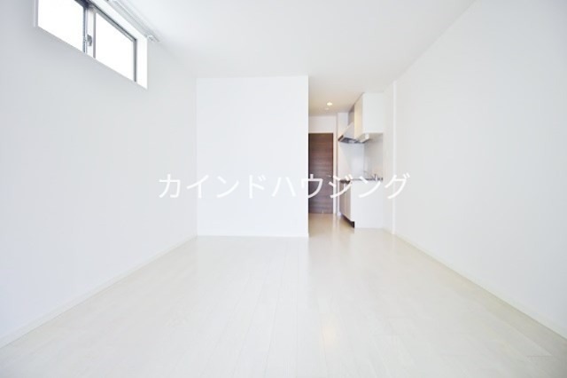 オルフェアメゾン清水丘壱番館 リビング