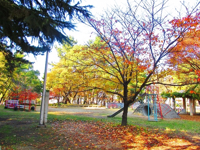フジパレス　レーヴⅠ番館 公園