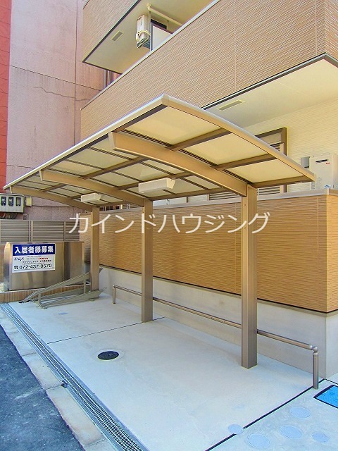 ソレイユ聖天下Ｃ 駐車場
