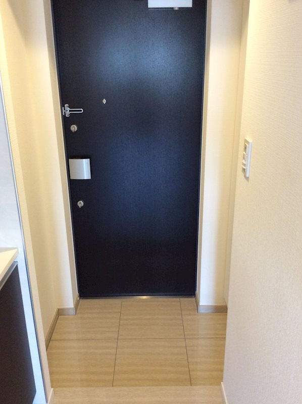 メインステージ北千住Ⅳ 玄関