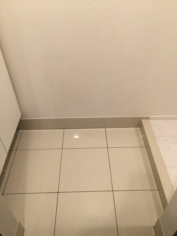 メインステージ松戸 玄関