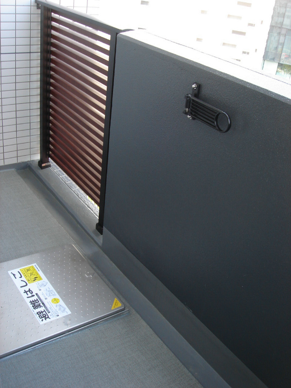 メインステージ東新宿 ベランダ