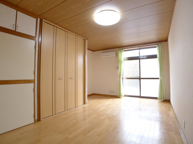 ソレイユ野田 リビング