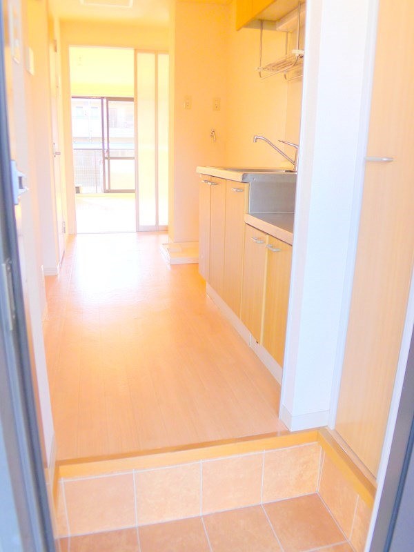 アクアパレス 玄関