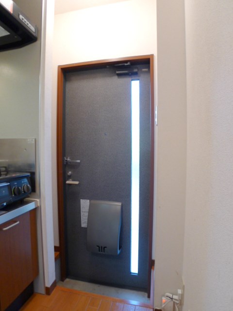 グランメールＣ棟 玄関