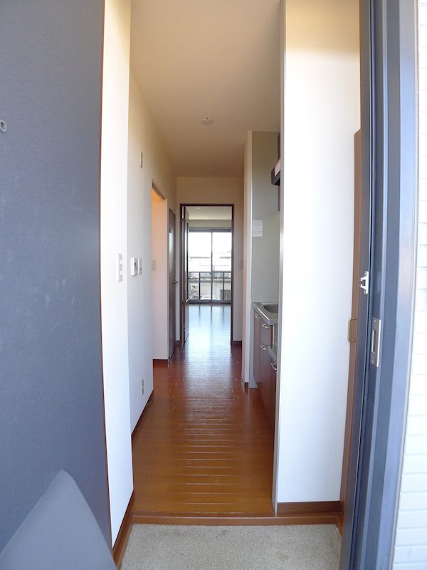 メゾン・レンブラント 玄関