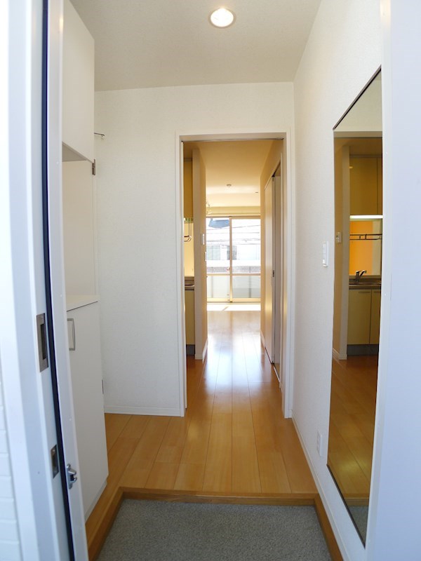 マ・メゾン・ド初石 玄関