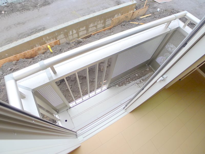 シンフォニア ベランダ