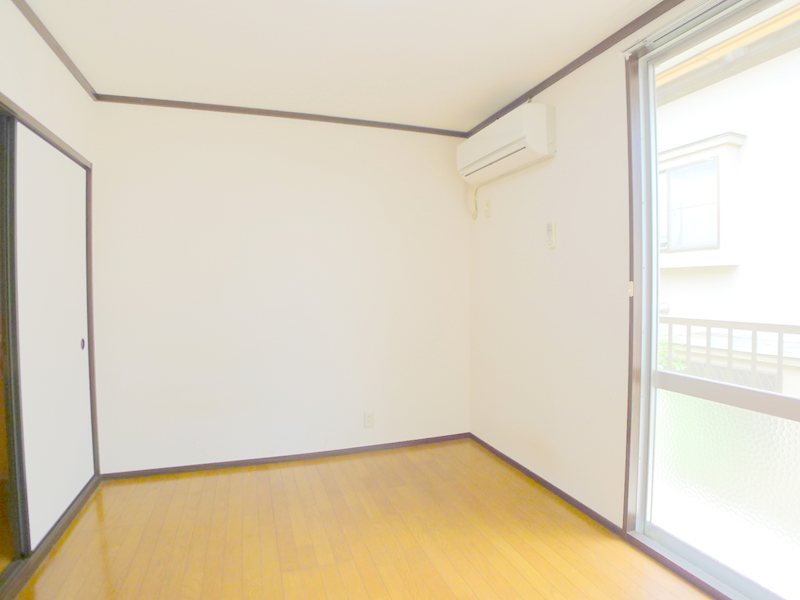 エスティア リビング