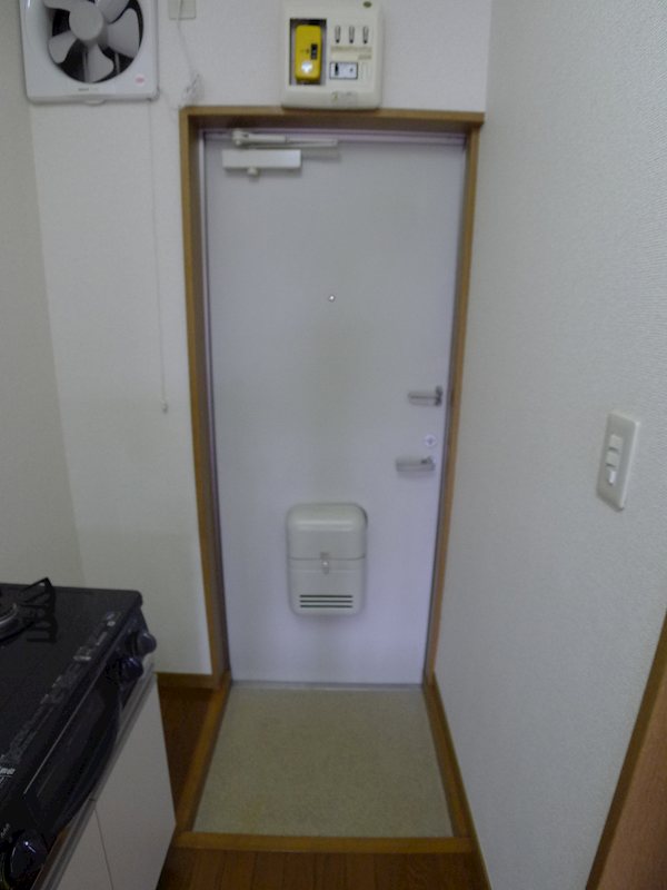 ハイツキムラB 玄関