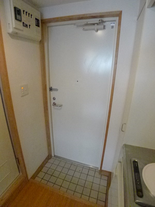 コートハウス・ニュートン 玄関