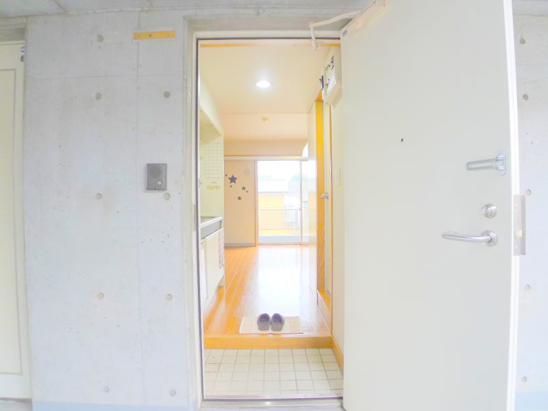 コートハウス・ニュートン 玄関