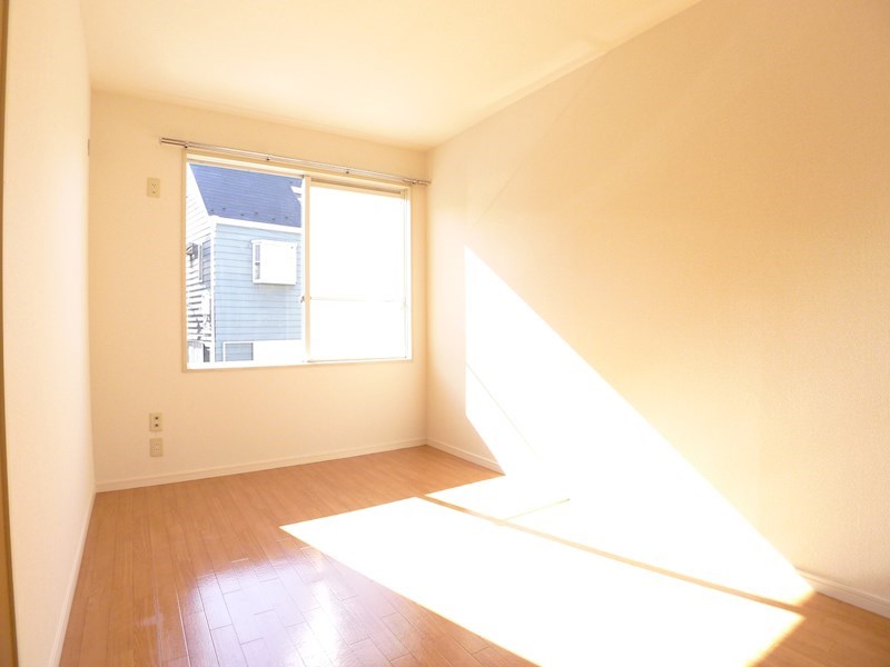 ハイツフレグランス明原 ベッドルーム