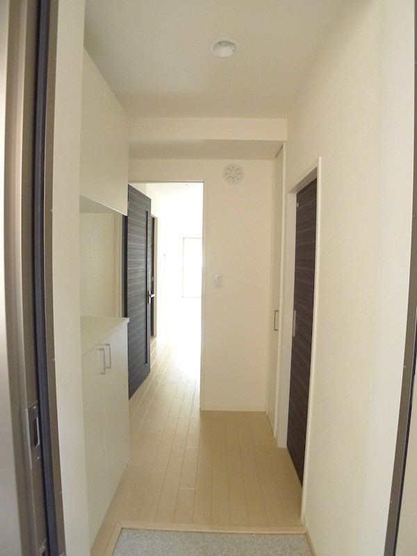 グランシャリオ 玄関