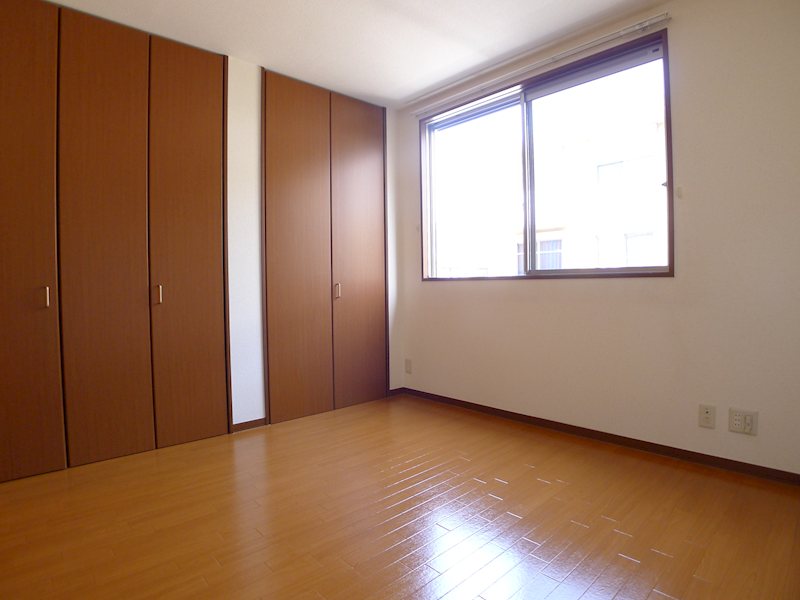 ハイツタートルヒルE ベッドルーム