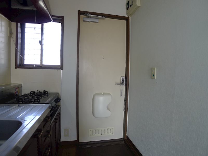 グランデュール昼間Ｂ棟 玄関