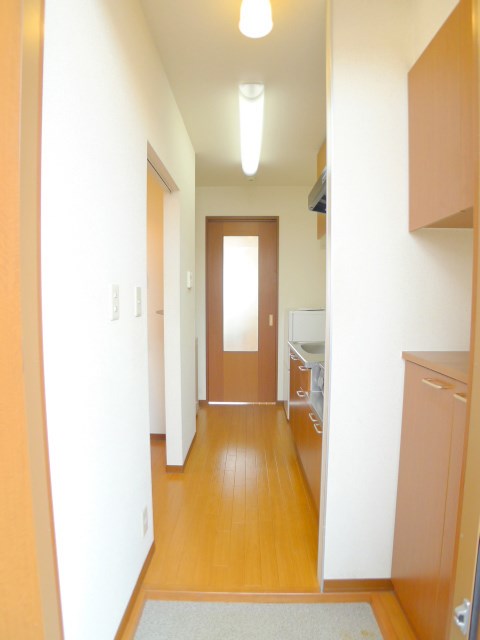 ウィズダム 玄関