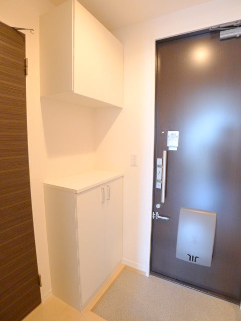 グリーンヒルKⅣ 玄関