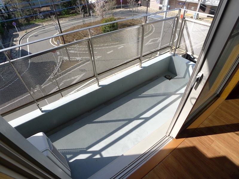 コートハウス・ニュートン ベランダ