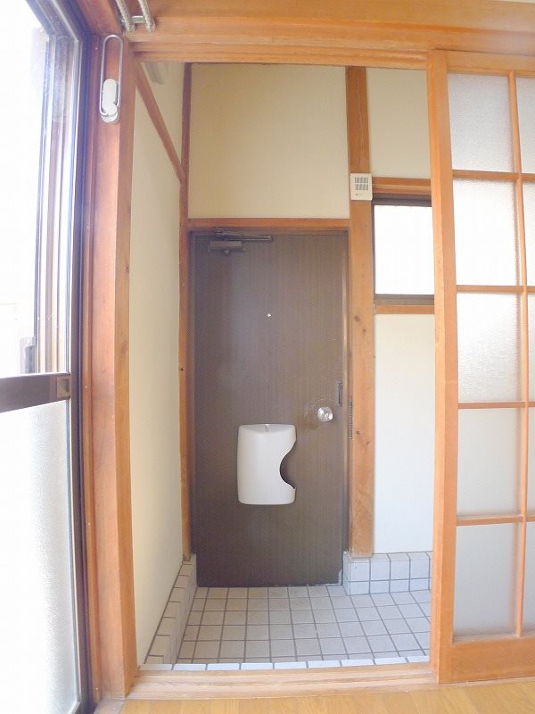 バーリーハウス 玄関
