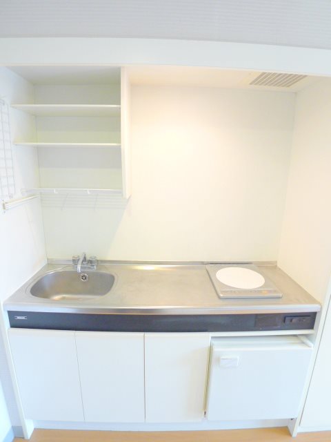 コートハウス・ニュートン キッチン