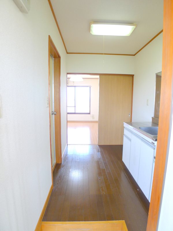 ハイラーク東大崎A 玄関