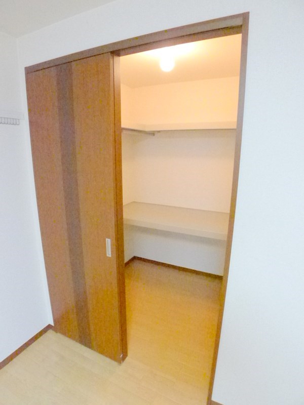 シェル・サンハウス その他4