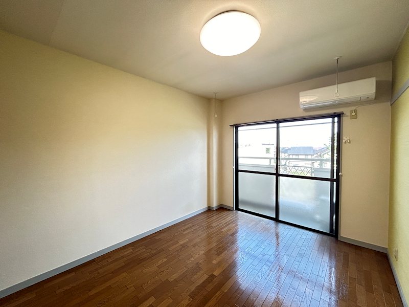 コーポアルベール ベッドルーム