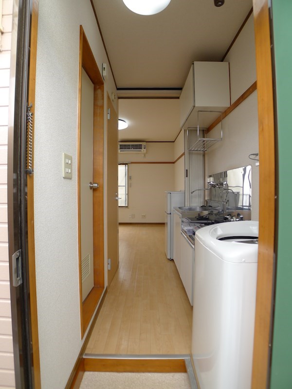 プレジオ・Ｙ 玄関