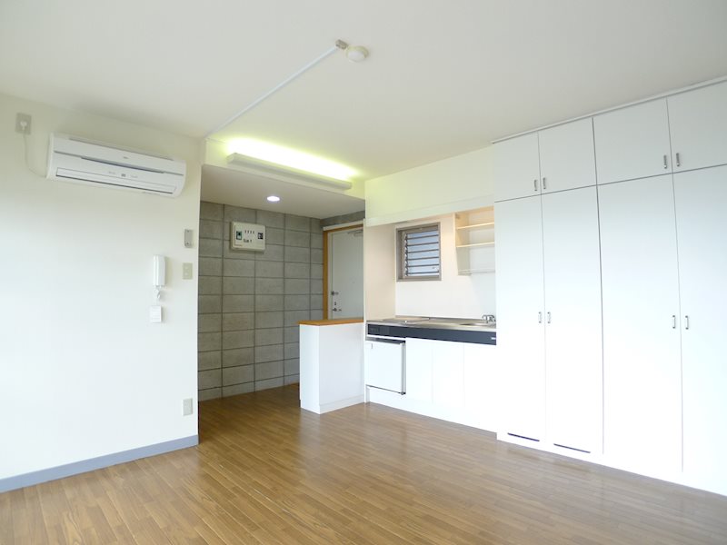 コートハウス・ニュートン リビング