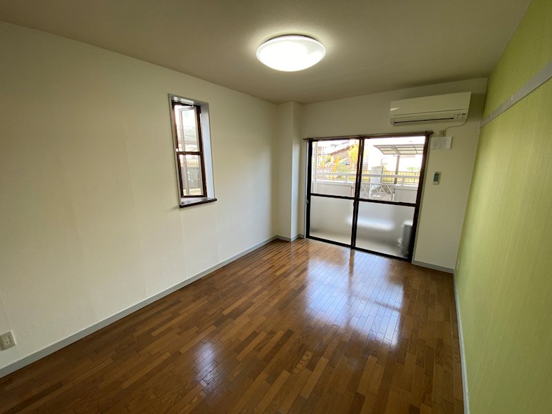 コーポアルベール ベッドルーム