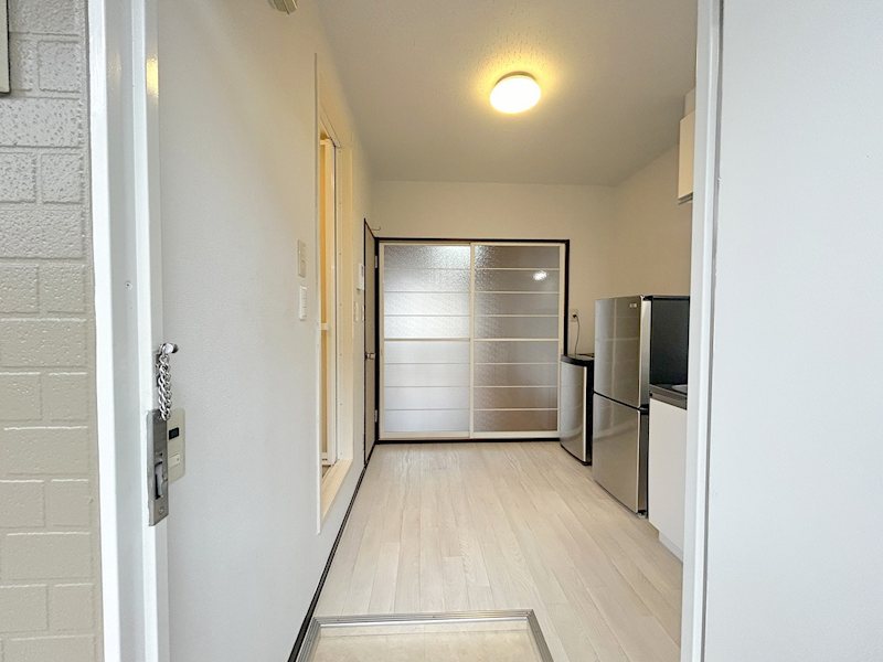 南新ハイツB棟 玄関