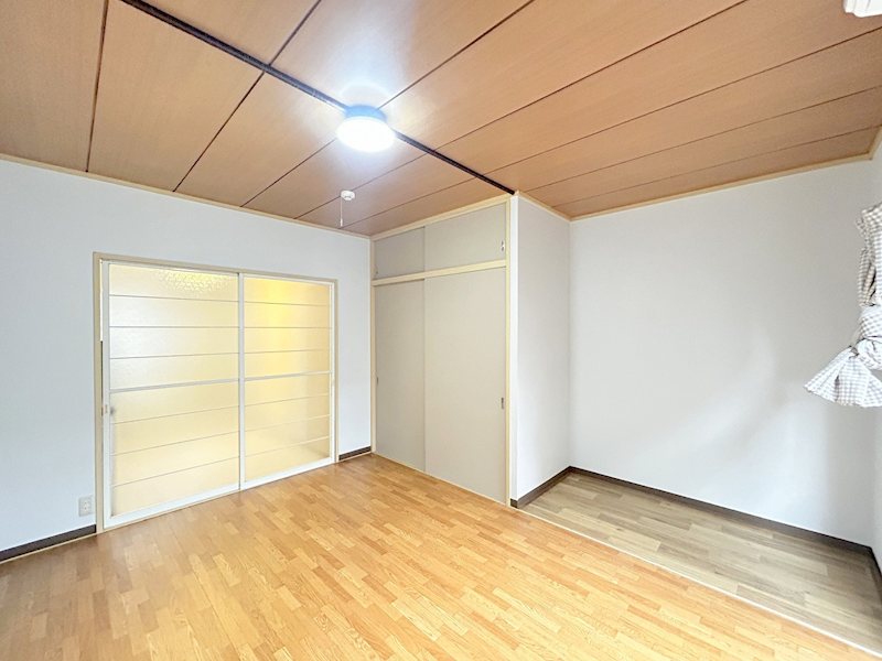 南新ハイツB棟 リビング