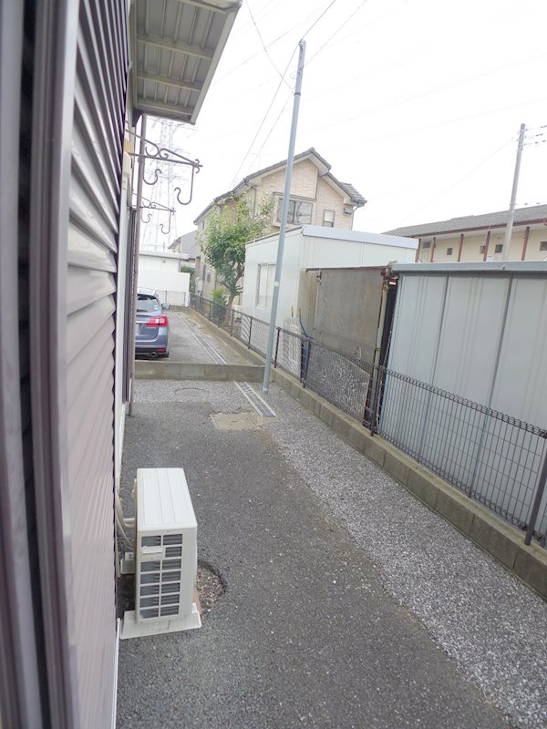 南新ハイツB棟 ベランダ