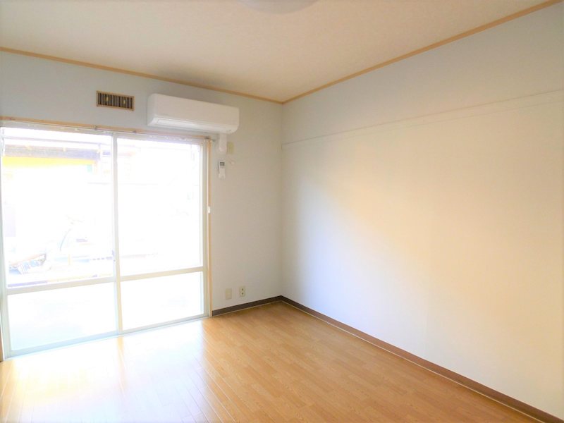 南新ハイツB棟 ベッドルーム