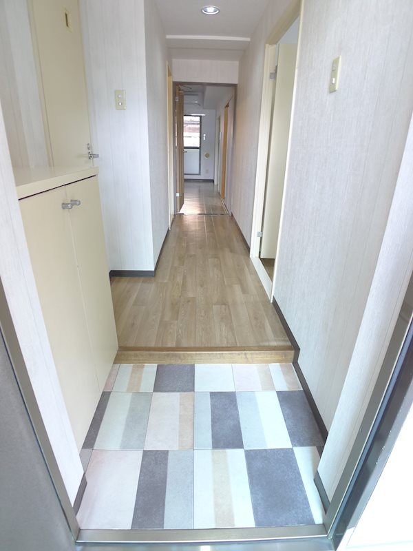 グレースヴィラ 玄関